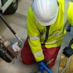 Lead pipe coating work carried out with the help of a temporary water supply network, in an industry first