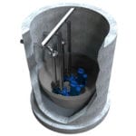 Self-cleaning tank inserts for waste water tanks