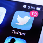 The ecological cost of a tweet