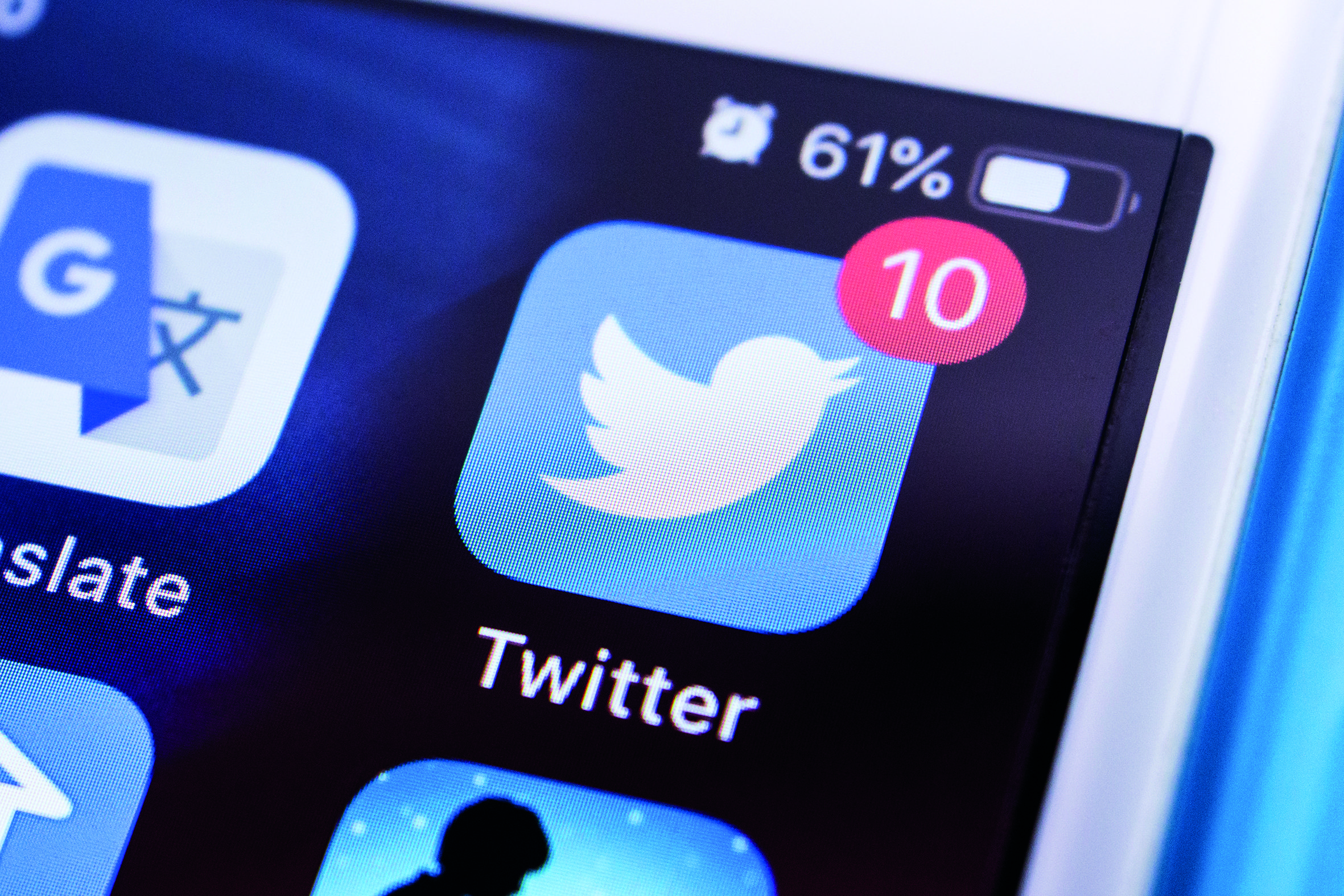 Twitter-app-on-iPhone-screen