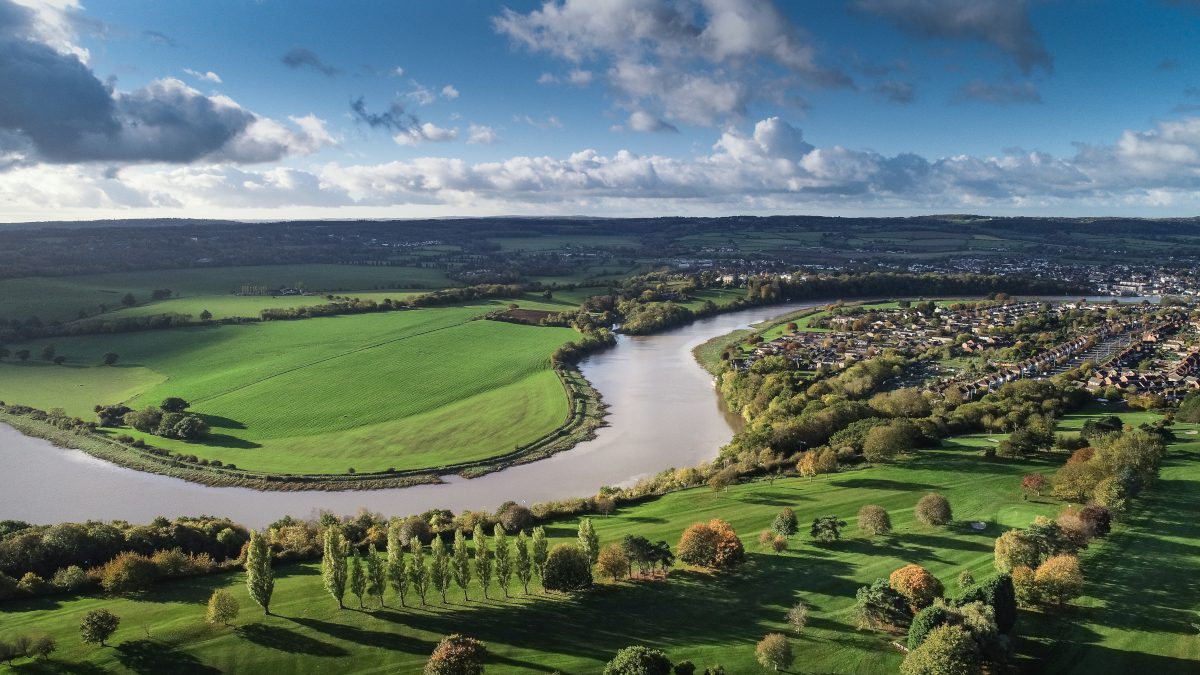 River-Severn-winding-through-countryside