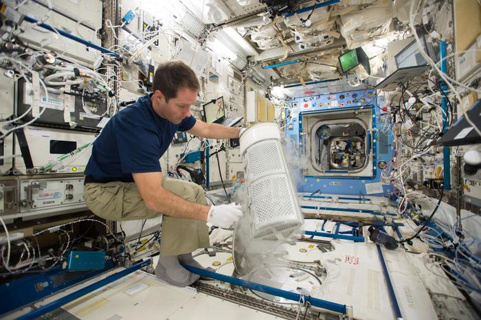 Astronaut-Thomas-Pesquet-inserts-blood-samples-for-MARROW-into-the-Minus-Eighty-Degree-Laboratory-Freezer-aboard-the-ISS