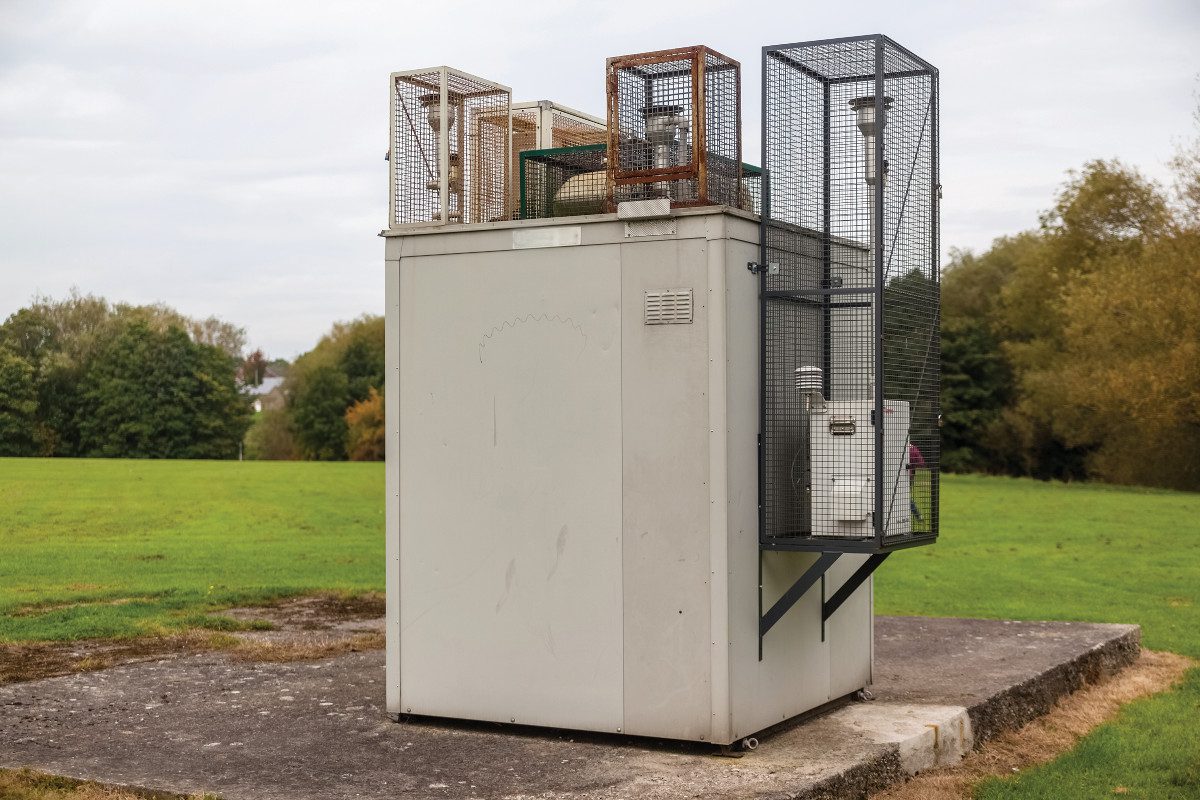 Air quality monitoring station