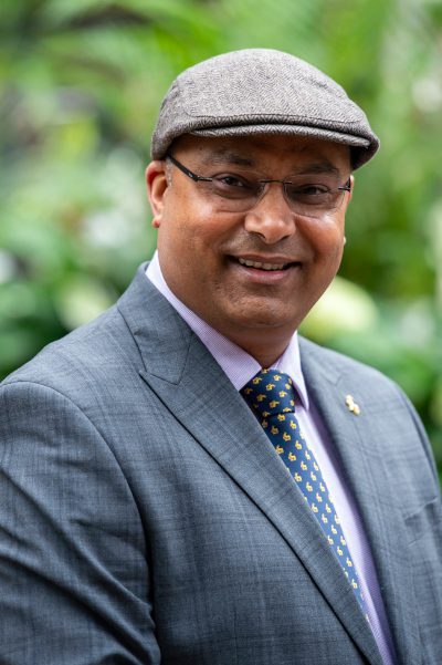 Professor-Kumar