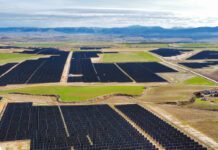 Apple backs 650 MW wind and solar build in Europe