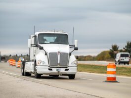 US highway trial demonstrates wireless charging of electric HGVs moving at speed