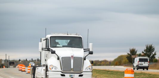 US highway trial demonstrates wireless charging of electric HGVs moving at speed
