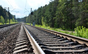 Laser cladding demonstrated for rail track repairs by Sheffield group
