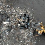 Multi waste buckets to bring pre-shredding into loading stage