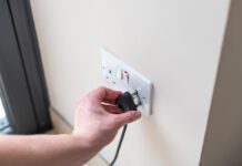 Electrical industry groups warn government against a rushed roll-out of plug-in solar panels