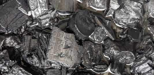 Waste plastic converted into highly crystalline graphite could aid lithium-ion battery production