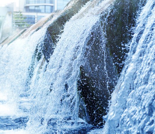 Plug-and-play hydropower system trials at Glasgow wastewater works