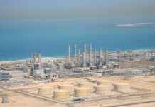 Self-cleaning solar desalination captures valuable salts
