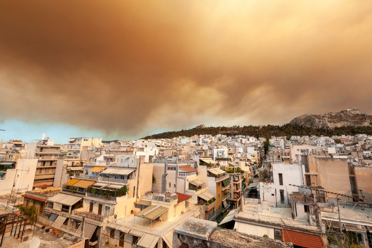WMO warns rising temperatures and wildfires are undermining air quality gains